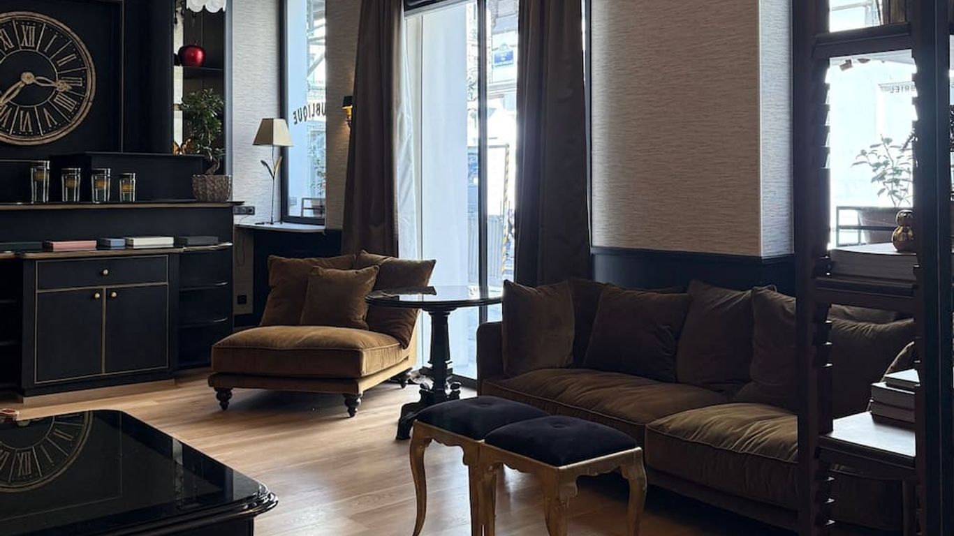 New Hotel République