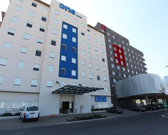 One Querétaro Centro Sur - Santiago de Querétaro - Edificio