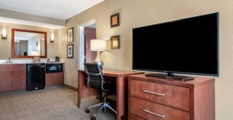 Comfort Inn & Suites Orlando North - Sanford