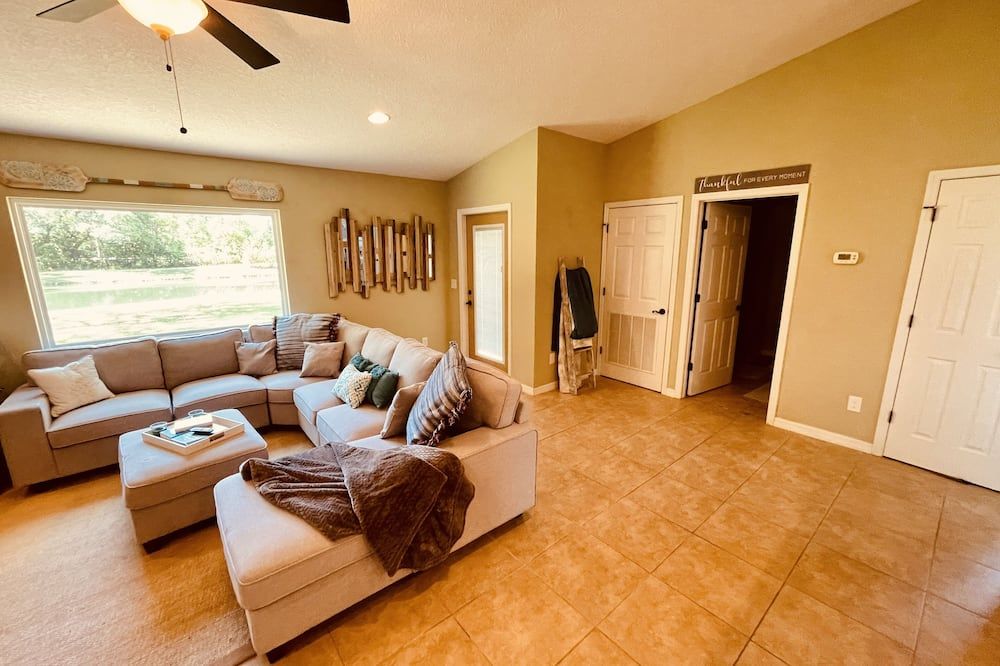 Green Serene Retreat 100 - Palatka - Sala de estar
