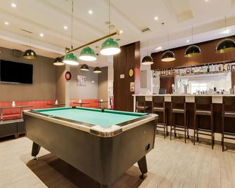 Action Hotel Ras Al Khaimah - Ras Al Khaimah - Bar
