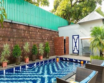 Fountain Village - Mahabaleshwar - Pool