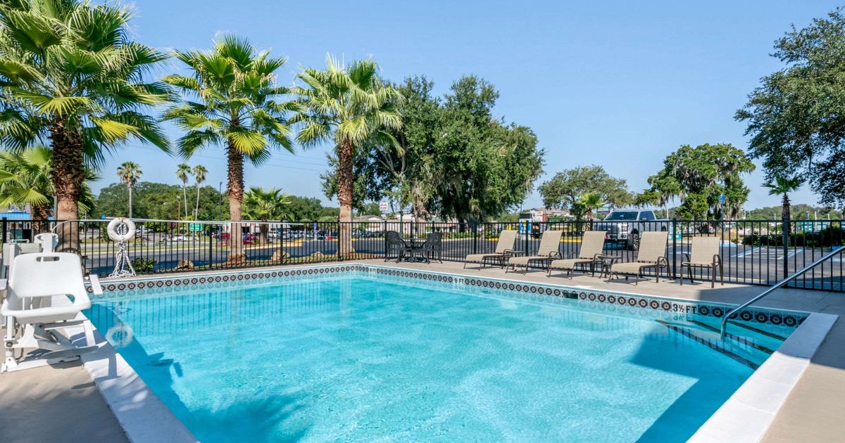 Quality Inn & Suites Leesburg Chain of Lakes from 67. Leesburg Hotel Deals & Reviews KAYAK