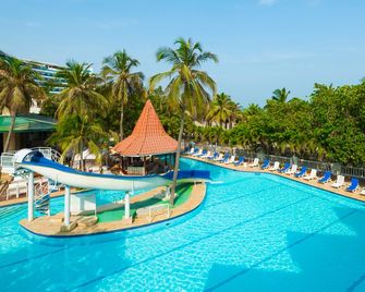 Las Americas Casa De Playa - Cartagena de Indias - Piscina