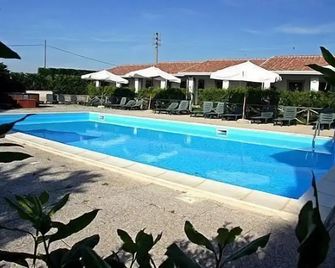 Hotel Residence I Briganti di Capalbio - Capalbio - Piscina