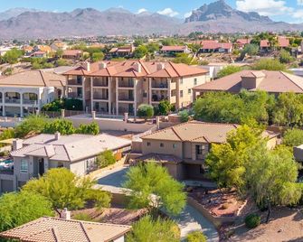 Primrose Palace - Fountain Hills