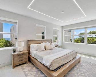 Oceanview Escape Key Largo Pool, Hot Tub and Private Deck - Key Largo - Chambre