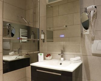 Hotel Montbrillant - Ginebra - Baño