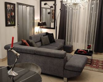 Comfort Beach house - Nazaré - Wohnzimmer