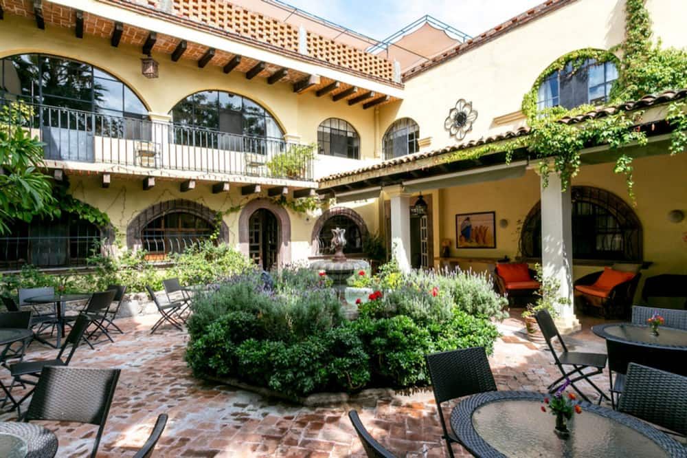 Casa de la Noche - San Miguel de Allende - Patio