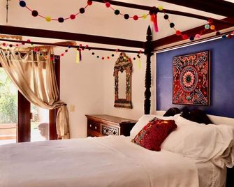 Relax in the private pool, chill out in the palapa or walk to the beach or Plaza - Sayulita - Chambre