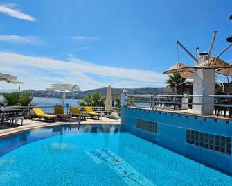 Portofino Hotel - Ortakent-Yahşi - Bar