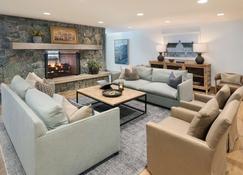 The Snowpine Lodge - Alta - Living room