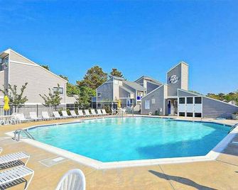 East of Sun condo with water-view, on-site pool & tennis - near beach - Fenwick Island - Pool