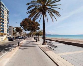 Adosado con piscina y parking - Benicàssim - Spiaggia
