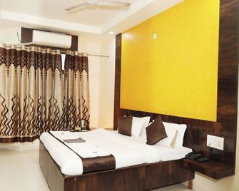 Hotel Sachidanand - Shirdi - Schlafzimmer