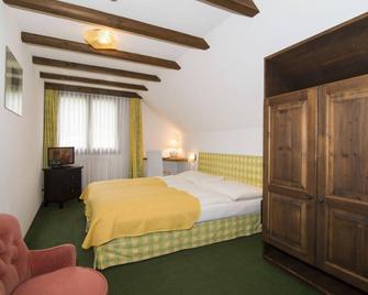Chalet-Hotel Larix - Davos - Bedroom