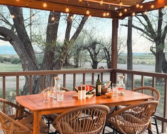 The Great Sand Dunes Cottage charming 3 bedroom w/ WiF & spacious yard - Mosca - Balcón