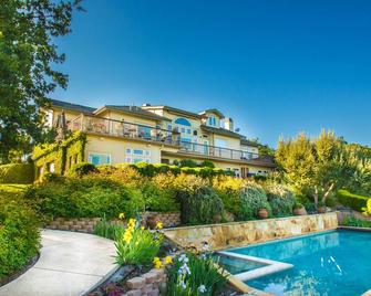 High Ridge Manor - El Paso de Robles