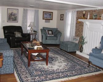 \'Country Farm House\' - Windsor - Living room