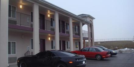 Image of hotel: Townhouse Inn & Suites Omaha