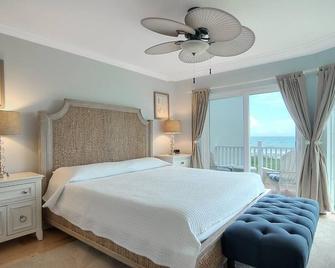 Licensed Wavecrest Oceanfront Luxury Townhome - Indialantic - Bedroom