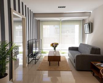 Athens Mosaico Suites & Apartments - Athens - Living room