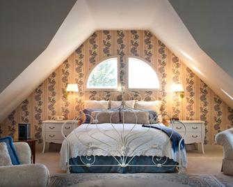 Winchester Inn - Ashland - Bedroom
