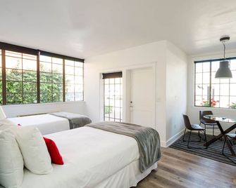 Atterdag Inn - Solvang - Bedroom