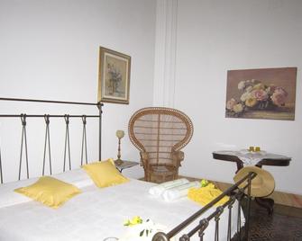 B&B di Charme Camelie - Riposto - Chambre
