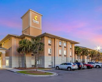 Comfort Inn & Suites Charleston Airport Convention Center - North Charleston - Clădire