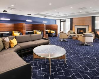 Courtyard by Marriott Dallas Plano in Legacy Park - Plano - Σαλόνι