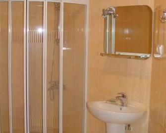 Hotel Borjomis Kheoba - Bakuriani - Baño