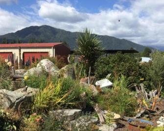 Kokatahi Valley Country Inn - Hokitika - Edificio