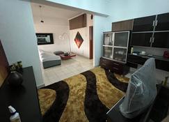 Apartamento África T2 em Zona Comercial de Luanda - Luanda - Living room