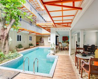 OYO 3300 Nadjara Residence Syariah - Pekanbaru - Pool