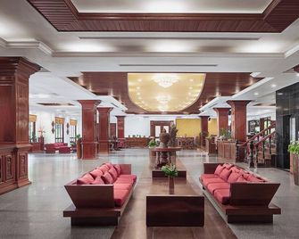 أنكور بارادايس هوتل - سيم ريب - ردهة