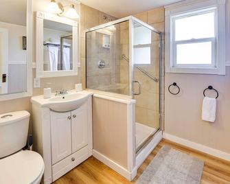 5 bedroom Torrington home,sleep 8, 2 fireplaces, Torrrington, WY retreat - Torrington