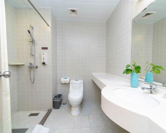 Jinjiang Inn Style Shenzhen Futian Exihibition Center Fumin Metro Station - Shenzhen - Bedroom