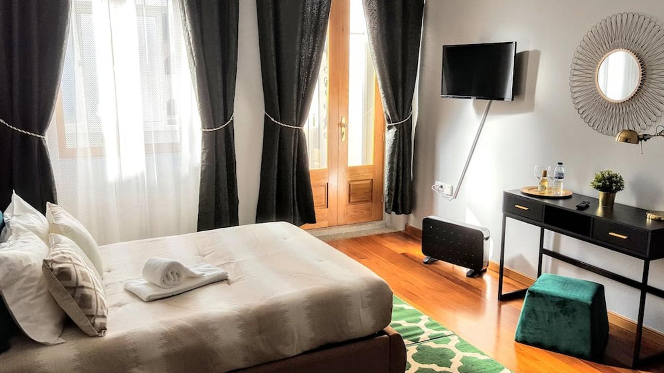 Cool Guesthouse