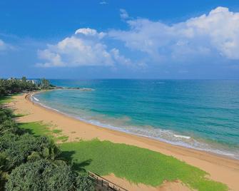 Pandanus Beach Resort And Spa - Induruwa - Playa