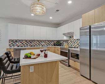 Hyve-Retro Modern-Full Gym-Walk to Broadway - 納什維爾（田納西州） - 廚房