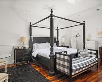 The Bloomfield Inn - Prince Edward