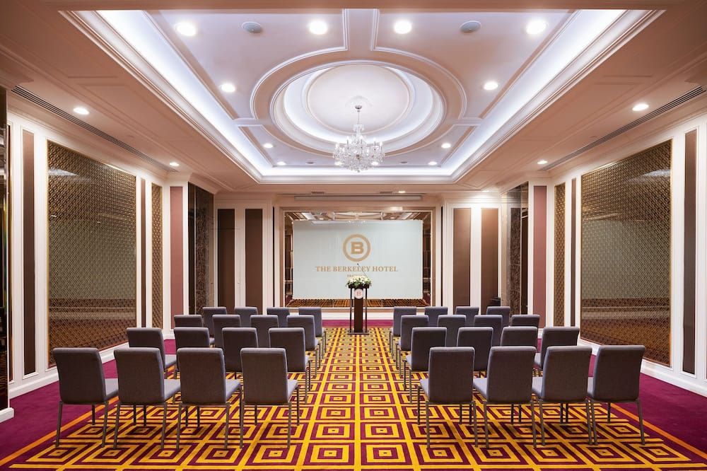 The Berkeley Hotel Pratunam - בנגקוק - חדר ישיבות