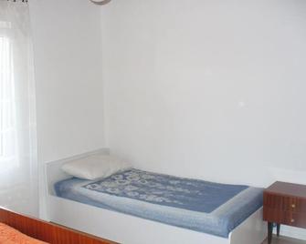 Holiday apartment Povljana for 1 - 4 persons - Row house - 포비야나 - 침실