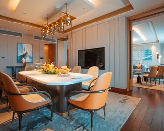 Palm Springs Hotel Dili - Dili - Schlafzimmer