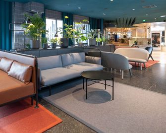 Scandic Helsinki Aviacongress - Vanda - Lobby