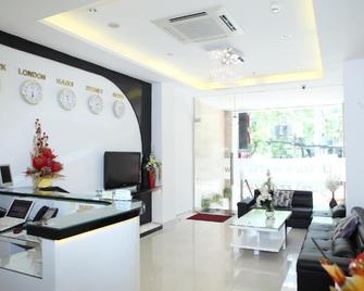 Luxury Hotel - Ho Chi Minh City - Living room