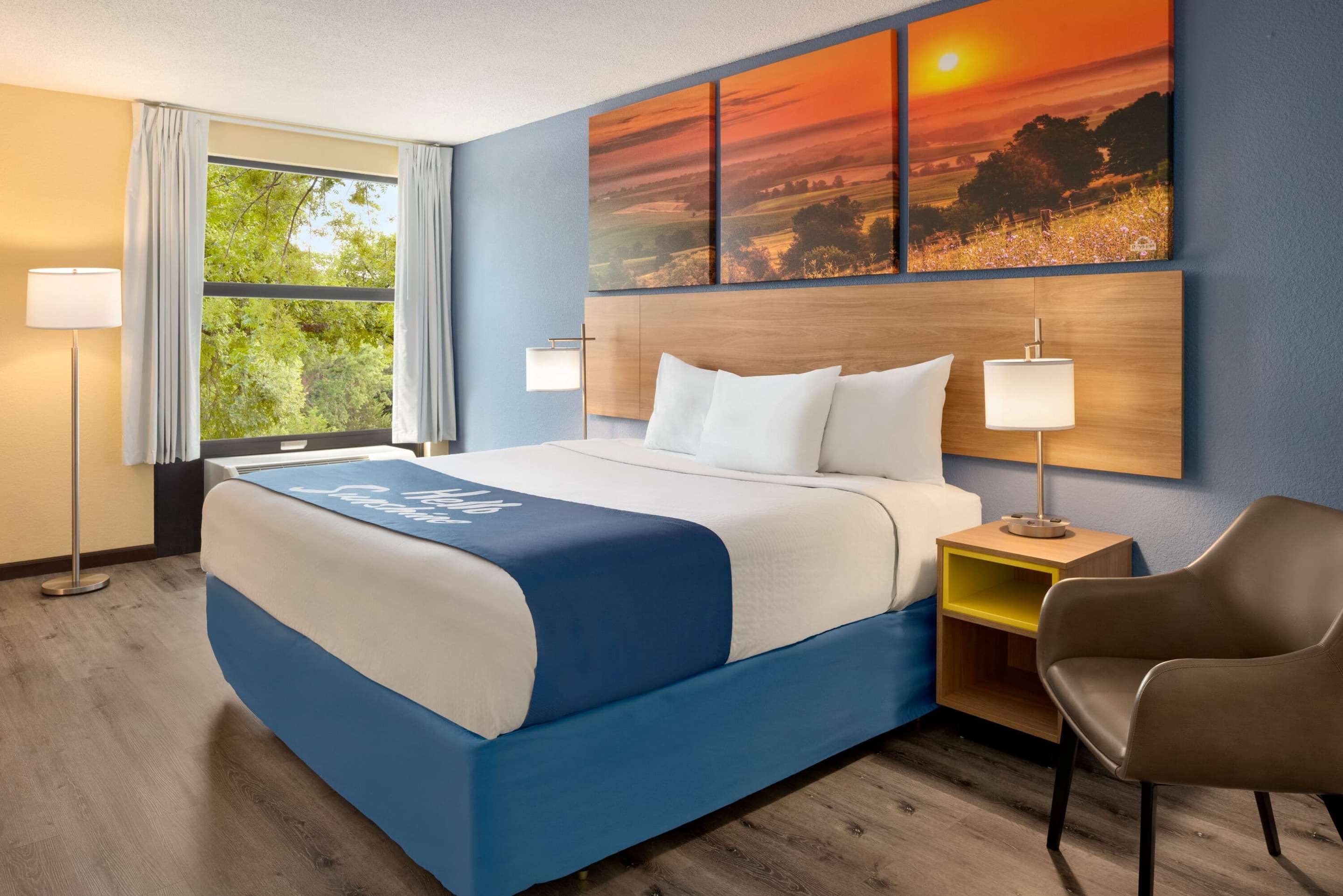 Days Inn & Suites by Wyndham Merrillville - Merrillville - Schlafzimmer