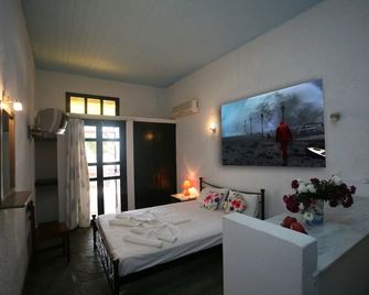 St. George Studios - Batsi